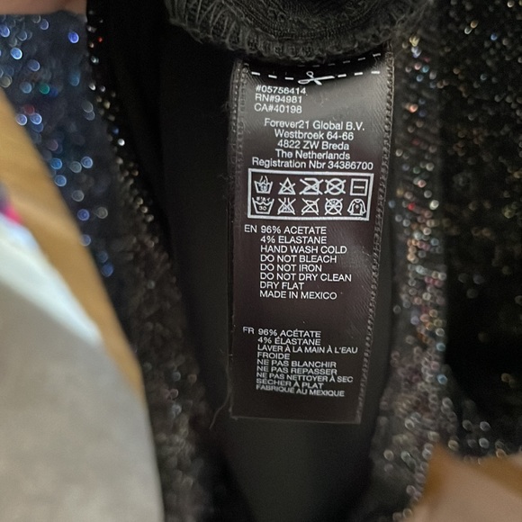 Forever 21 Glittery Dress - Picture 5 of 5
